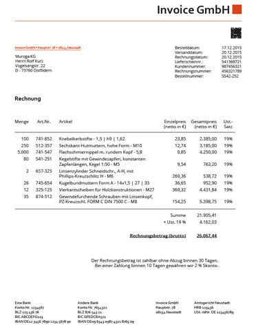Eine Beispielrechnung von Invoice GmbH zeigt verschiedene Artikel, Mengen, Einzelpreise, Gesamtpreise und Umsatzsteuer für den digitalen Rechnungsworkflow im Dokumentenmanagement-System.