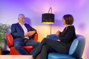 Wilfried Reiner Guhle und Annkatrin Göpfert diskutieren über Prozessoptimierung und Digitalisierung im agorum talk Podcast.