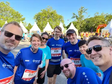 Das agorum sports team im Einsatz beim b2run