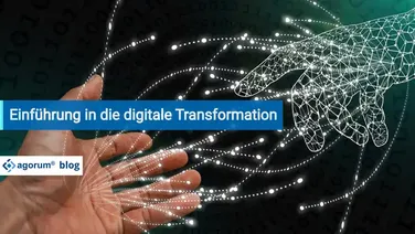 Digitalisierung: Hände interagieren mit Datennetzwerk. Symbolbild für Open Source DMS und Geschäftsprozesse digitalisieren.