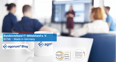 Das Bild zeigt das BITMi-Gütesiegel 'Made in Germany' mit dem Logo von agorum Software und einer Tasse im Vordergrund.